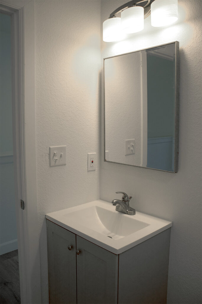 Inside view of a bathroom with wash basin